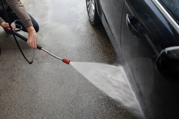 Best Commercial Building Pressure Washing  in Merton, WI